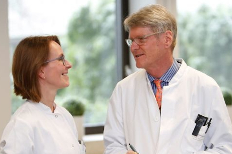 Unser Weiterbildungsangebot soll Sie unterstützen und fördern. Unser Weiterbildungsangebot soll Sie unterstützen und fördern.